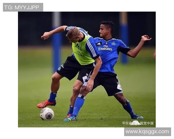 比勒菲尔德对阵汉堡的比赛结果分析与精彩瞬间回顾